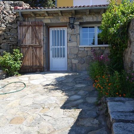 Casa Rural Almanzor ナバレドンダ・デ・グレドス エクステリア 写真