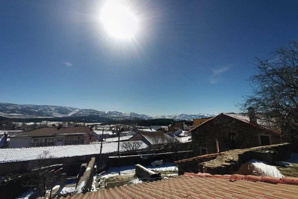 Casa Rural Almanzor ナバレドンダ・デ・グレドス エクステリア 写真